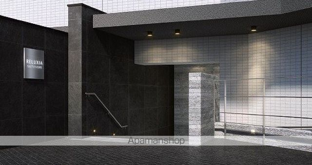 RELUXIA CITY 北新宿の玄関写真