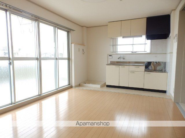 春岡マンションの内装写真