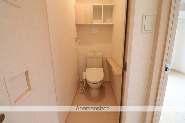 メナー Bの内装写真