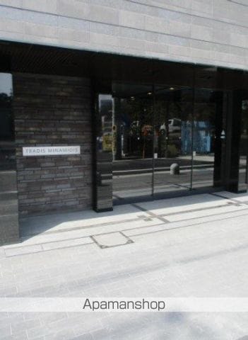 クオリタス南大井の玄関写真