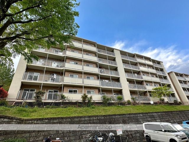 高幡芙蓉ハイツ5号棟の外観写真