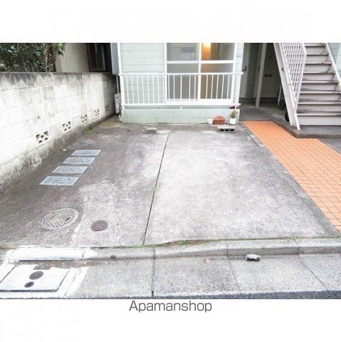 ナプコグリーン[2DK/31.2m2]の駐車場