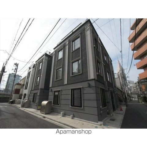 ルネサンスコート千駄ヶ谷NORTHの外観写真