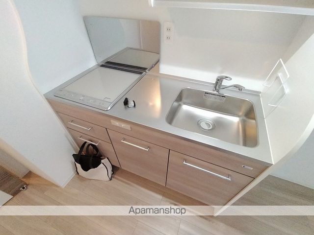 ADVANCE江坂ラシュレの内装写真