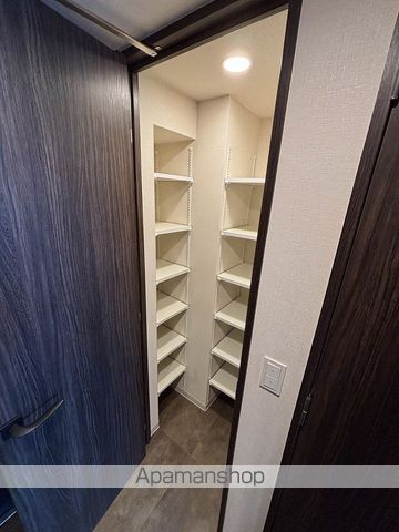 COMFORIA江坂江の木町Qの内装写真