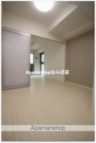 TLRRESIDENCE本町ウエストの内装写真
