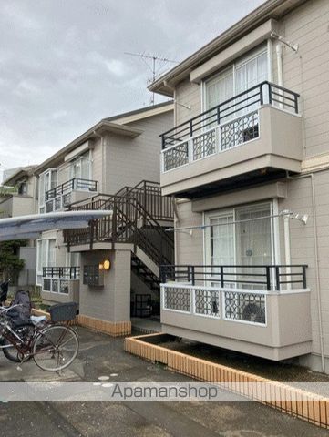 ママ・カサマB棟の外観写真