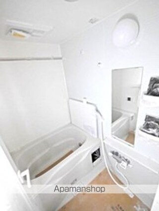 東京都中野区弥生町４丁目[1K/25.61m2]のバス