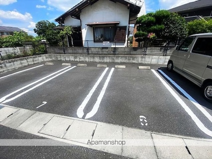 レイ　ヴェレーナ[1K/26.71m2]の駐車場