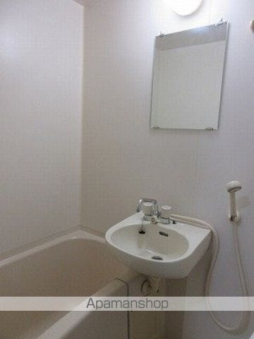オーエスコーポ蔵前の内装写真