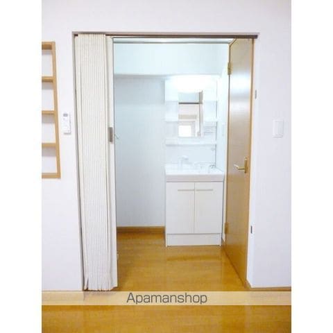 プラザ館 ドーム前Cの内装写真
