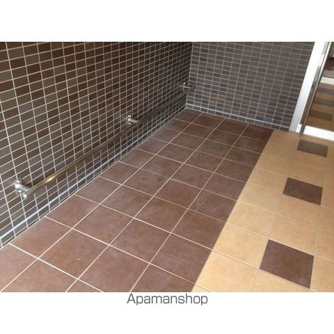 アッサンブラージュC.T.Wの玄関写真