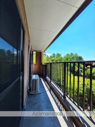 マリッチ　岡[2LDK/55m2]のバルコニー