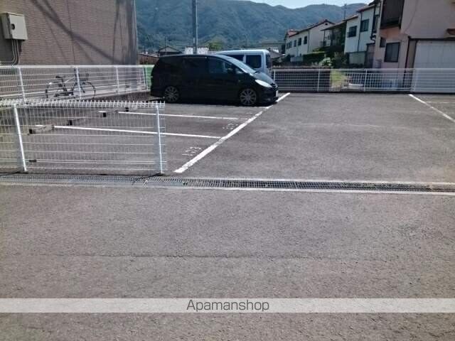 あすこっと[2DK/46.13m2]の駐車場1