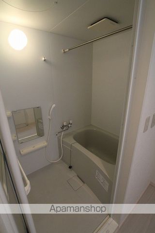 WHITE MOTHERSの内装写真