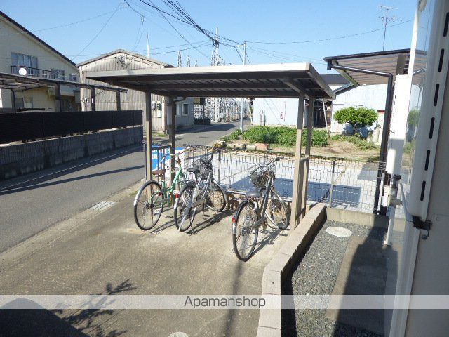 グランモア神戸Bの玄関写真