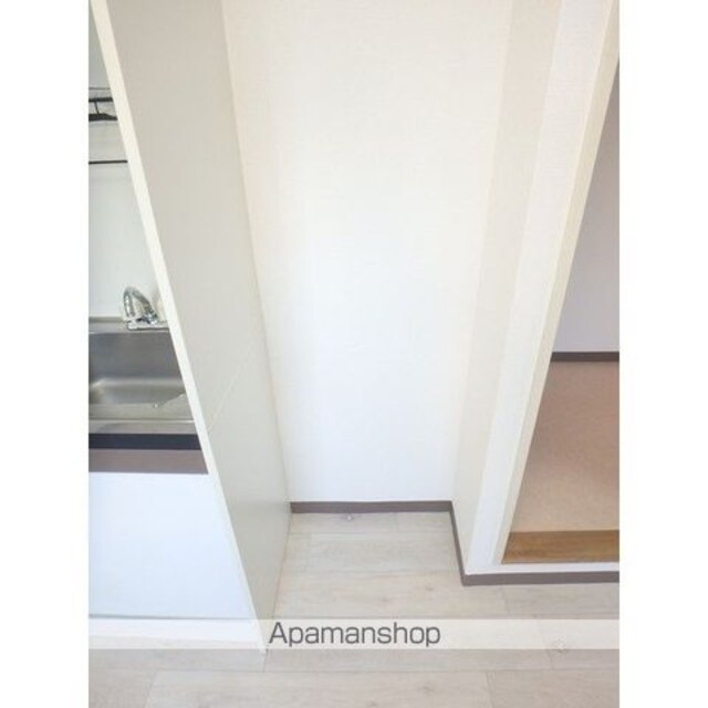 東京都新宿区弁天町[1R/19.36m2]の内装3