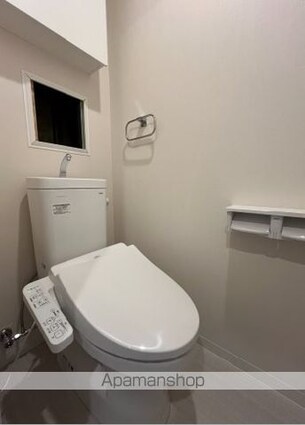 Ｕｎｅ　Ｌｕｍｉｅｒｅ[1LDK/45.34m2]のトイレ