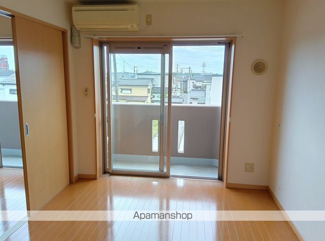 apartment 福島県相馬市中村字高池前
中村の賃貸情報を見る
物件地図