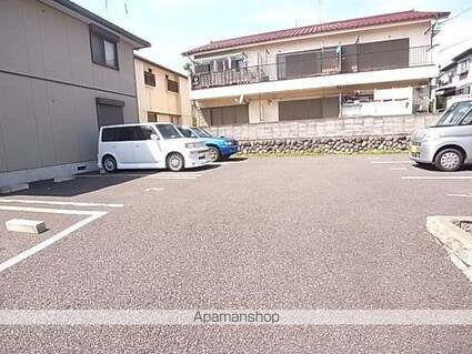 サンフォース壱番館[3DK/56m2]の駐車場