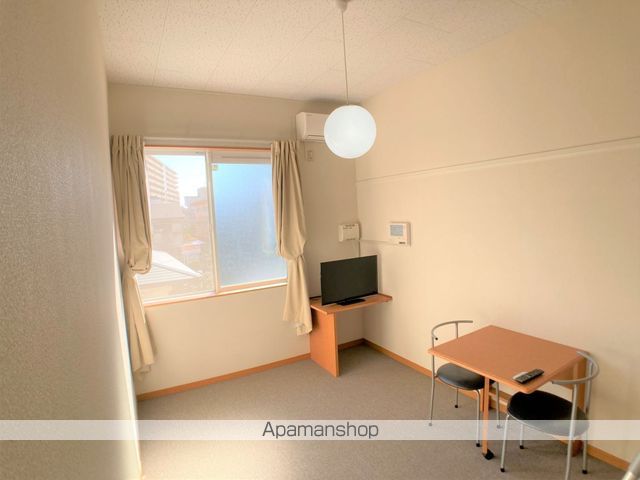レオパレスコンパル唐湊壱番館の内装写真
