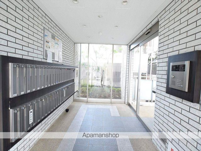 コロッサル六地蔵の外観写真