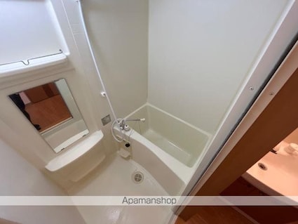 イーストリバー[1K/29.75m2]のバス