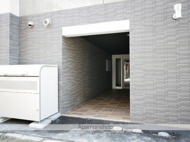 グランデ円山の玄関写真