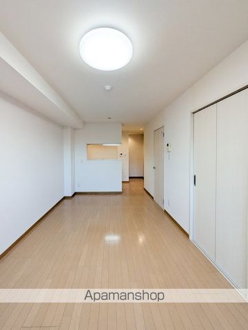 エスト・レザン IIの内装写真