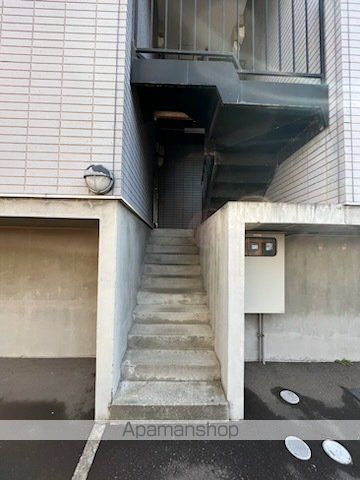 宮の沢2ー2ハウスの玄関写真