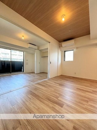 東京都千代田区岩本町２丁目[1LDK/42.16m2]の内装1