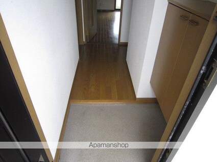 東京都羽村市羽中２丁目[2DK/47m2]の玄関