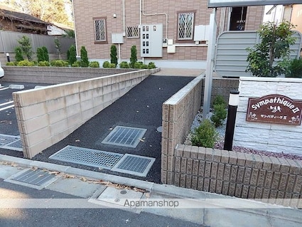 サンパティークⅡ[1LDK/49.17m2]のエントランス3