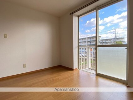 和歌山県御坊市藤田町藤井[3K/54.92m2]のリビング・居間