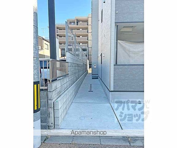 グラン雁金町の玄関写真