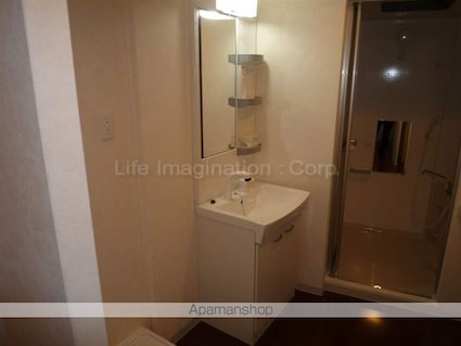 滋賀県大津市長等２丁目[1R/29.54m2]の洗面所