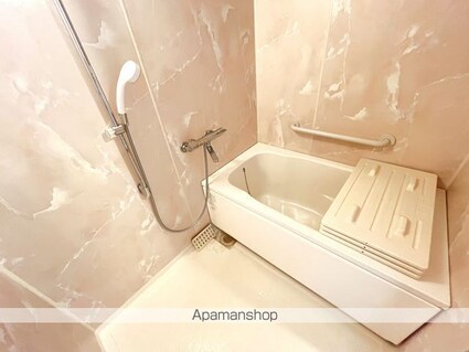 青葉の森公園通り５号棟[3LDK/97.3m2]のバス