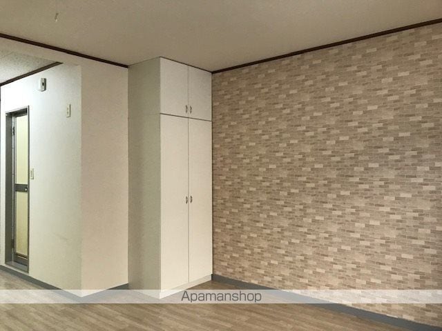 ハピネスIIの内装写真