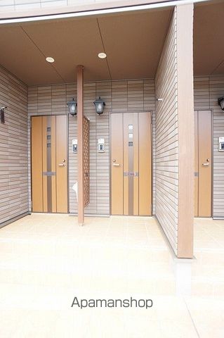 グランブルー4THAの玄関写真