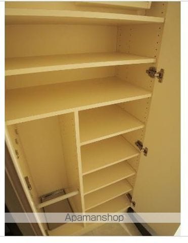 ライオンズフォーシア築地ステーションの内装写真