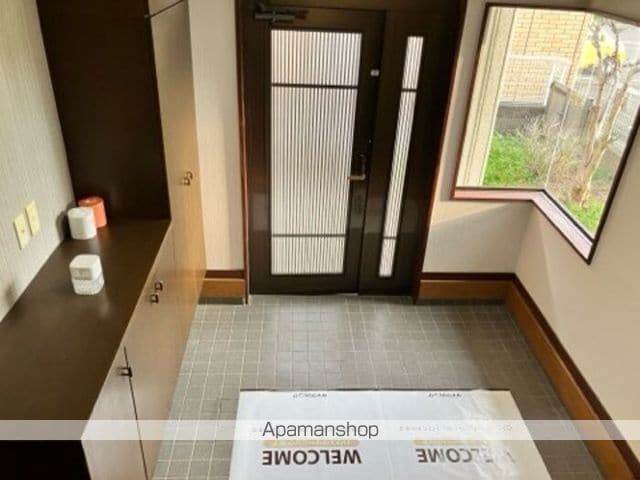 藤阿久町一戸建の内装写真