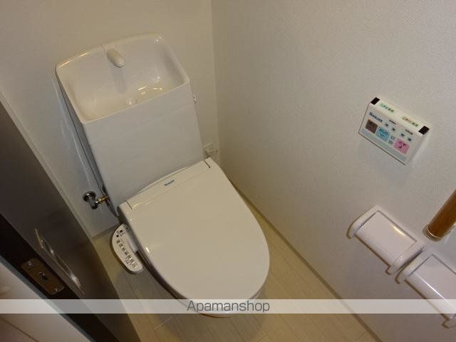 フォルマ日宇那の内装写真