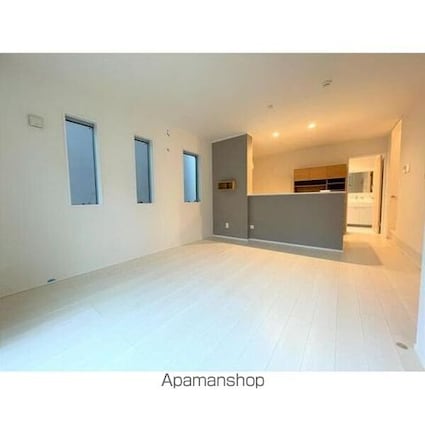 杉並区下高井戸４丁目戸建[2SLDK/70.38m2]のリビング・居間