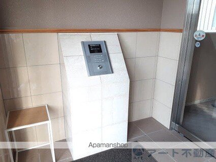 ブライム　シャノン[2LDK/58.5m2]のエントランス1