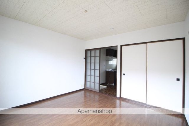 S.T.VILLA TSUSHIMA Bの内装写真