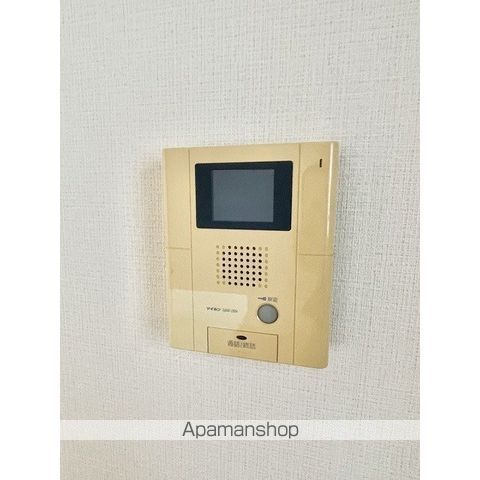 山手線 日暮里駅 徒歩11分 9階建 築20年の内装写真