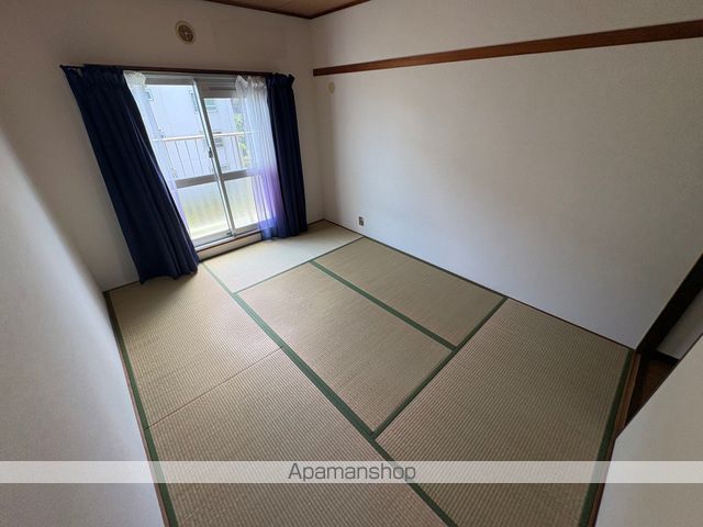 藤阪ハイツA1棟の内装写真