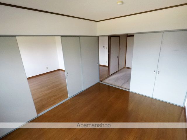 ラポール西緑丘の内装写真