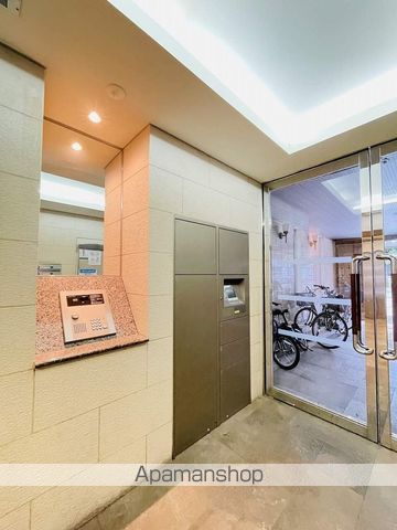 TRUSTY千代田の玄関写真