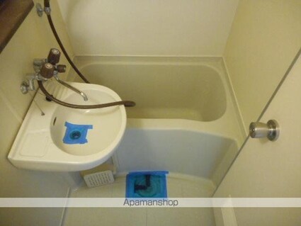 メゾン・ド・栗林公園[1R/18m2]のバス